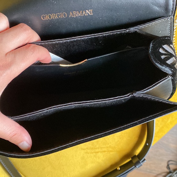 Giorgio Armani sleek purse - Picture 4 of 6